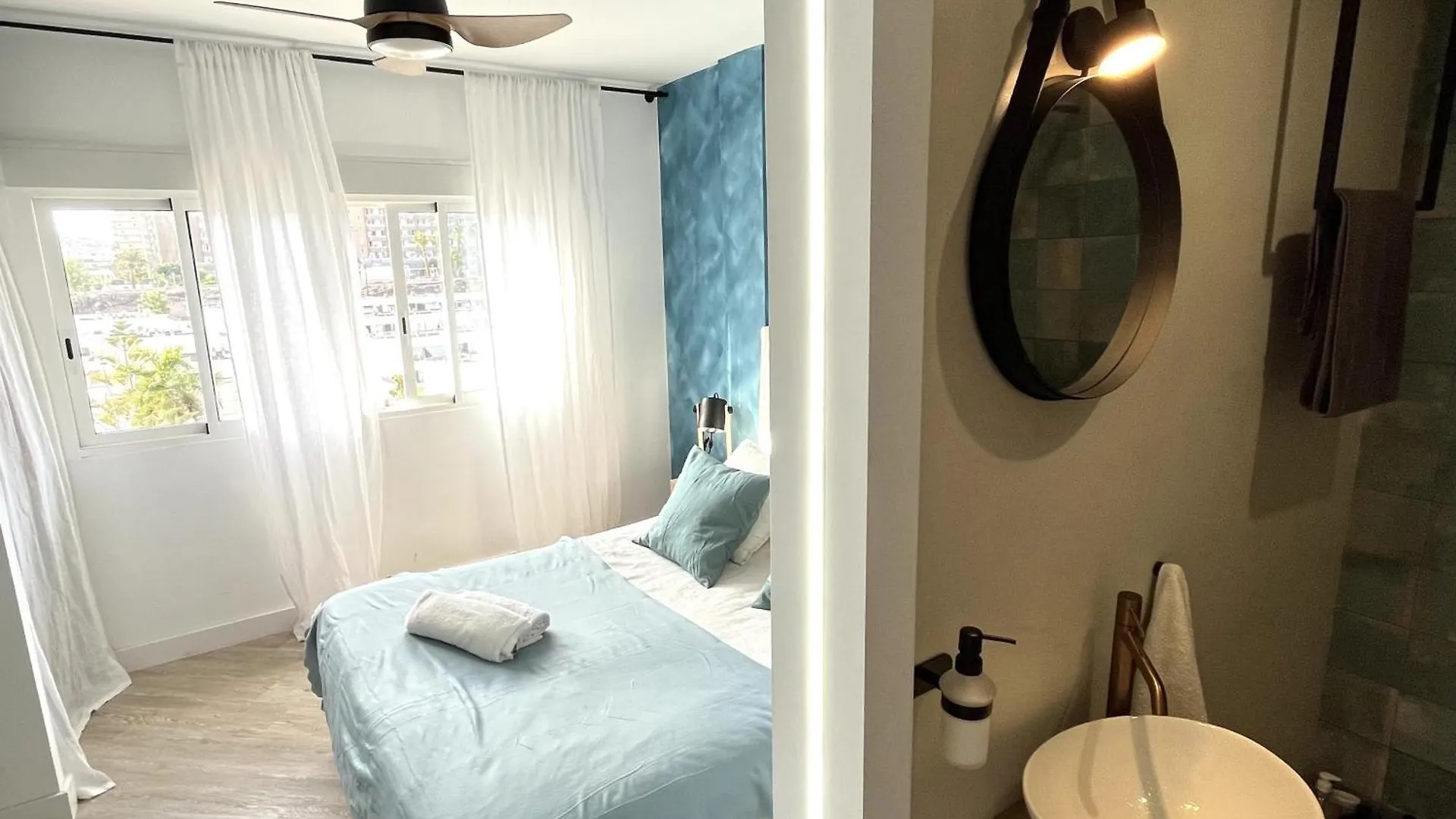 Boutique Penthouse Sea View Apartment Los Cristianos   Los Cristianos (Tenerife)