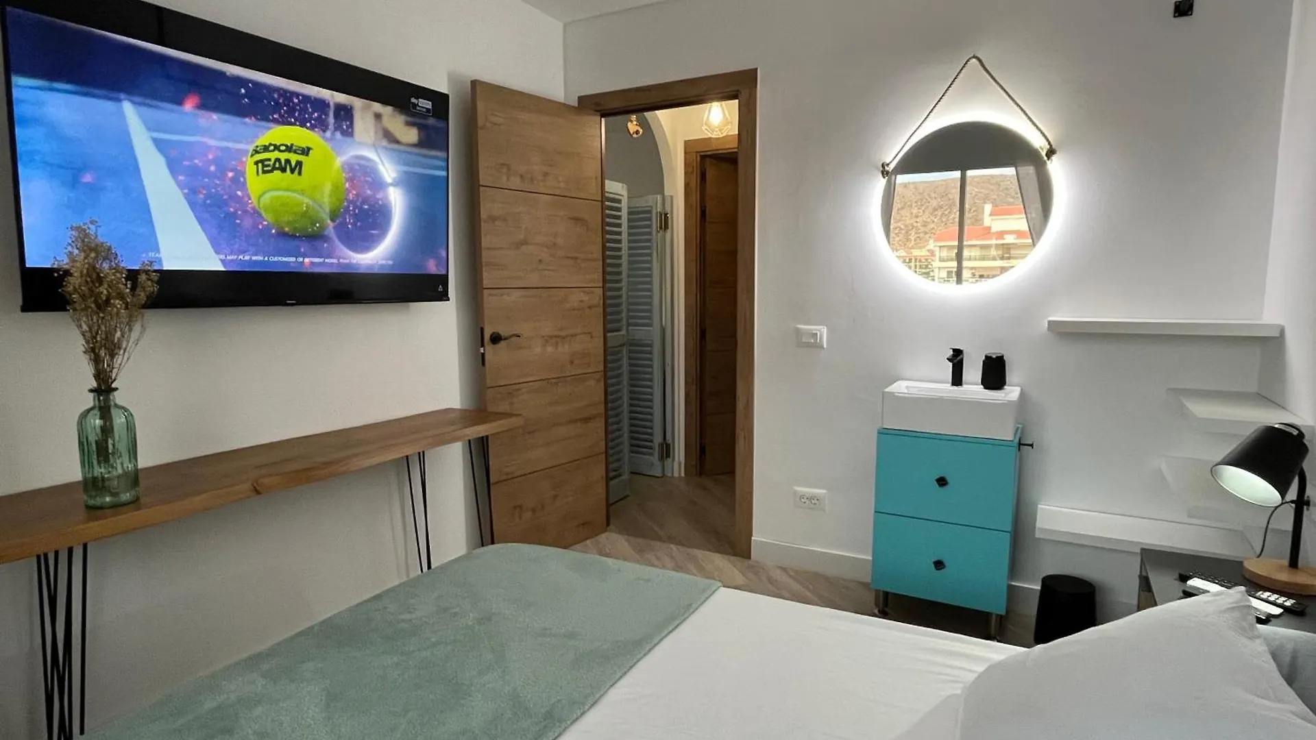 Boutique Penthouse Sea View Apartment Los Cristianos  0*, Los Cristianos (Tenerife)